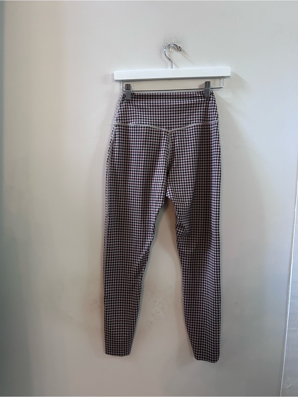 Abercrombie YPB curve love houndstooth leggings new with tags - Picture 3 of 5